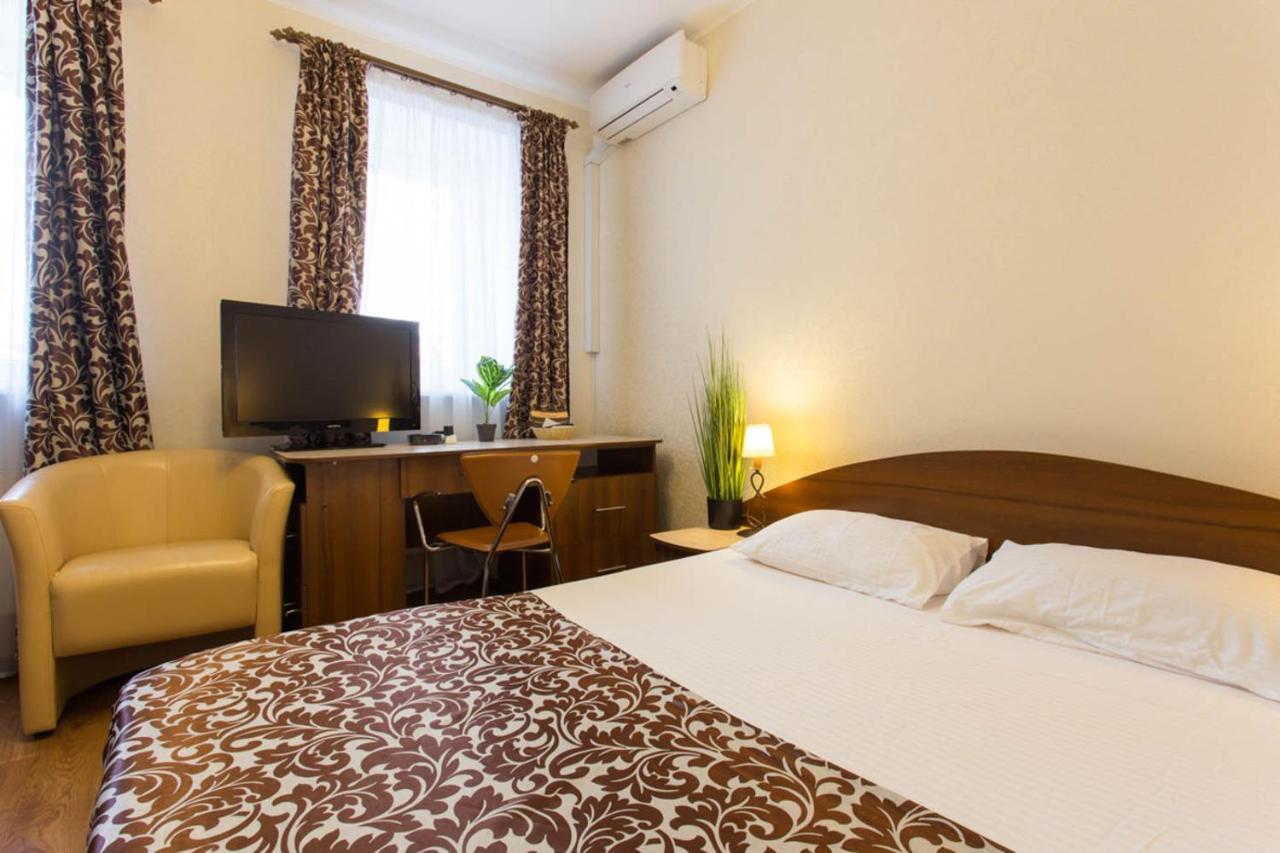 Excellent Studio Apartment In The Center - Kravtsova Lane 13B Kharkov Ngoại thất bức ảnh