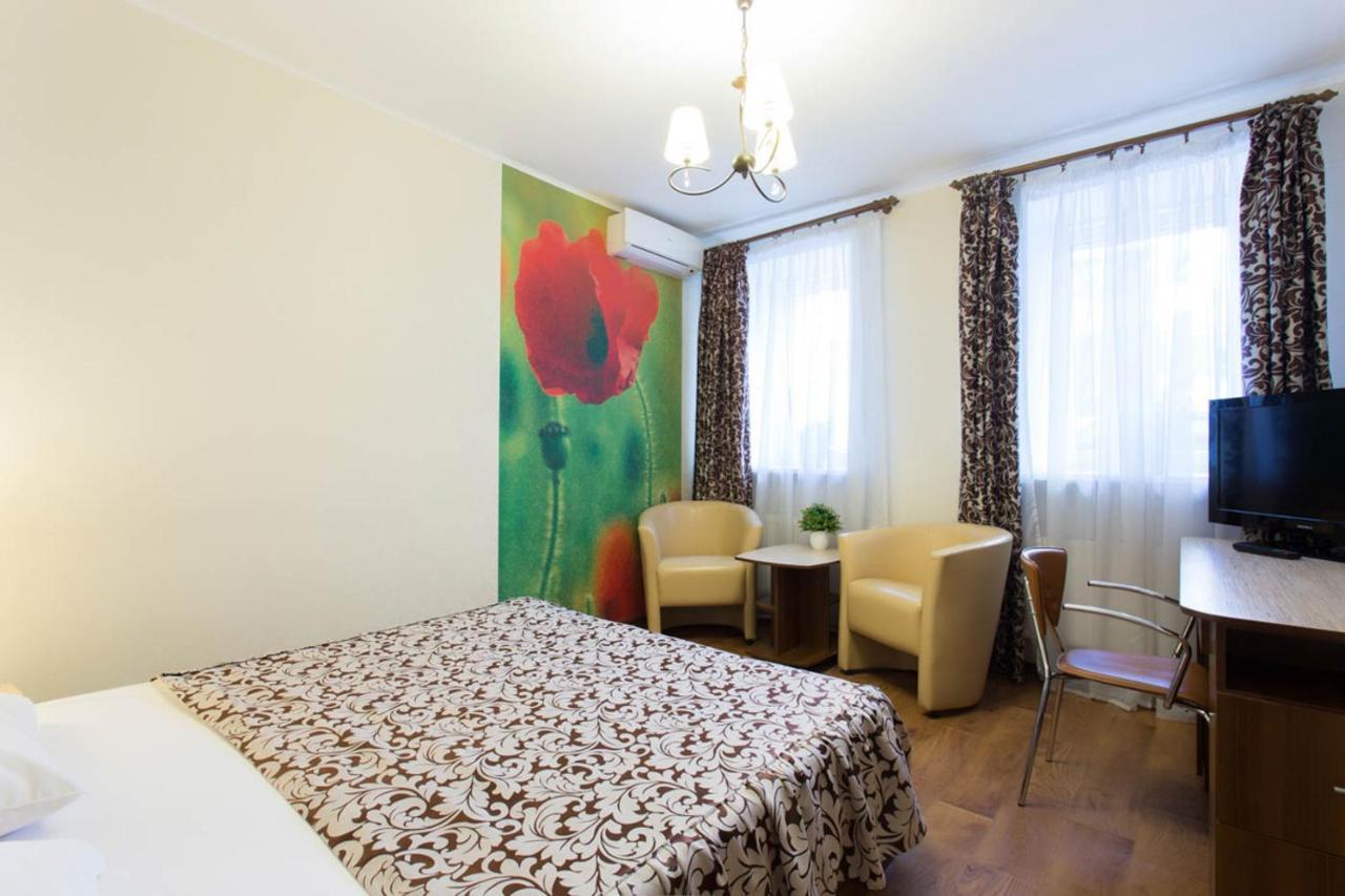 Excellent Studio Apartment In The Center - Kravtsova Lane 13B Kharkov Ngoại thất bức ảnh