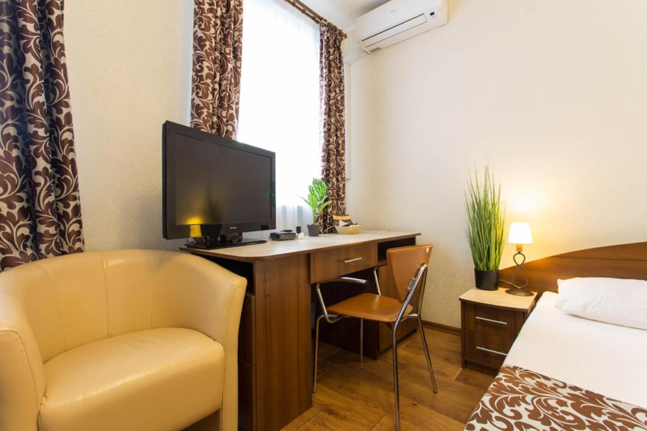 Excellent Studio Apartment In The Center - Kravtsova Lane 13B Kharkov Ngoại thất bức ảnh